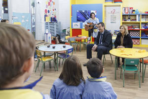 El alcalde de Guadalajara felicita la Navidad a los alumnos y profesores del Sagrado Corazón