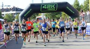 Juan Cruz y Henar Fernández inauguran el palmarés de la 1ª Carrera 10 K de Yebes-Valdeluz