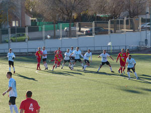 El C.D.Yunquera se impone con autoridad a la Academia Albiceleste en otro derbi provincial
