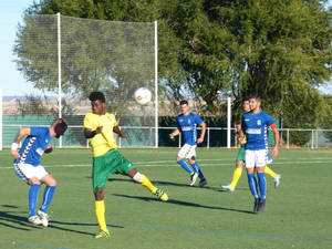 El Recas se lleva los 3 puntos de Yunquera con un solitario tanto