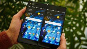 Vuelven los móviles con pantallas plegables