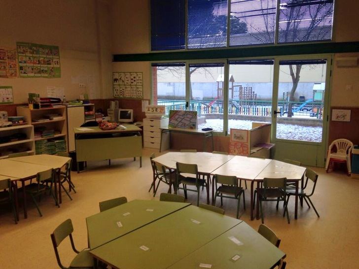 El colegio público Pedro Sanz Vázquez de Guadalajara denuncia que 'los niños están pasando mucho frío en las clases'