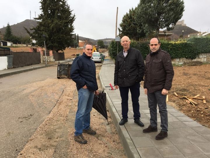 Diputación acomete obras de renovación de redes y del pavimento en Jadraque y Castilblanco de Henares