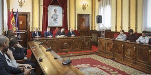 Román traslada al ministro de Fomento cuestiones relativas a la mejora de la conectividad entre Guadalajara y Madrid