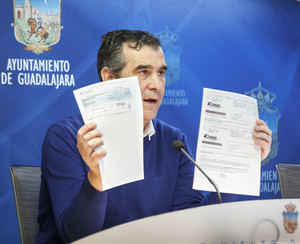 Román ve "gravísimo" que la Junta de Page y Podemos permita que una mujer y sus tres hijos se queden en la calle