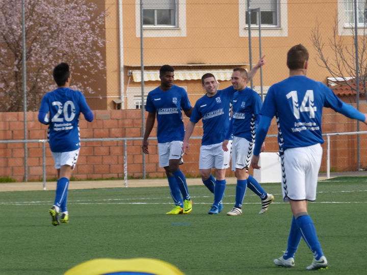 Transcendental victoria del Yunquera ante el Sagreño para seguir enganchado a los puestos de cabeza