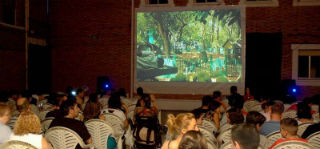 El programa 'Cultura en la calle' de Azuqueca ofrecerá cine, teatro y danza en verano