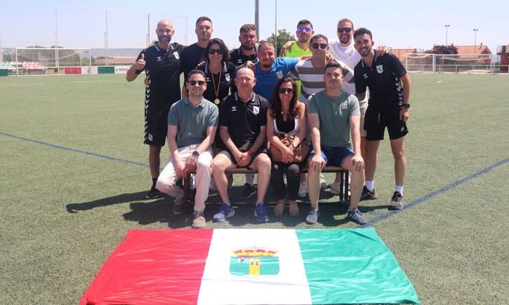 Cerca de 150 niñas participan en el III Trofeo Ambrona de fútbol femenino bajo el calor intenso