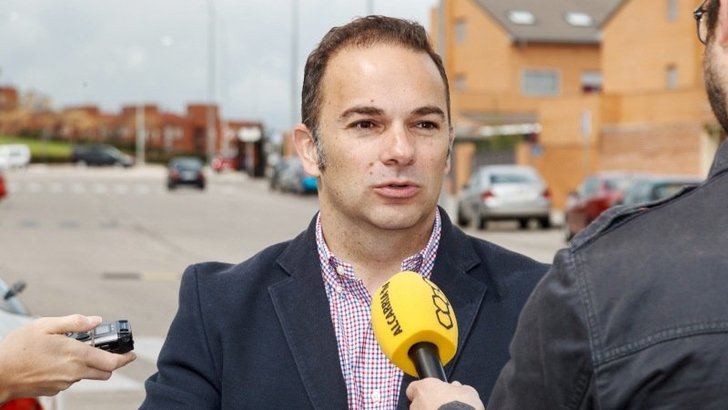 Carnicero avisa a Esteban de que publicará documentos que 'acreditan' la deuda de 700.000 euros de Marchamalo con Guadalajara