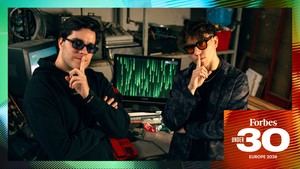 Emprendedores españoles destacan en Forbes tras crear roompass desde un bar en Madrid