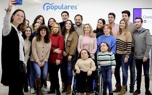 El PP C-LM estima que hoy empataría a escaños con PSOE y admite que la bisagra de Vox le otorgaría el Gobierno