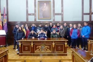 Escolares de 2&#186; de Bachillerato del Colegio Agustiniano de nuestra capital visitan el Palacio Provincial de Guadalajara