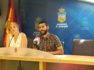 El Ayuntamiento estudiará medidas para regular el crecimiento de las casas de apuestas a instancias de Ahora Guadalajara