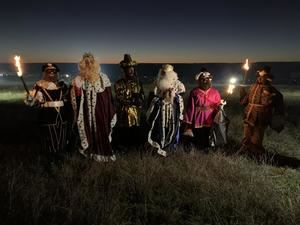 Destacan la implicación del pueblo de Alarilla para conseguir que su Cabalgata Aérea sea un evento único