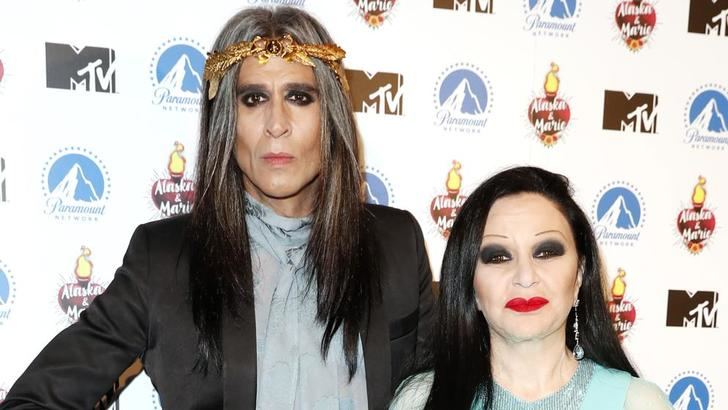 Alaska aclara en esRadio el estado de salud de Mario Vaquerizo