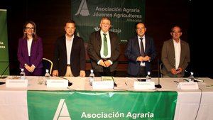 El alcalde de Albacete avanza una rebaja del IBI r&#250;stico que ahorrar&#225; un mill&#243;n