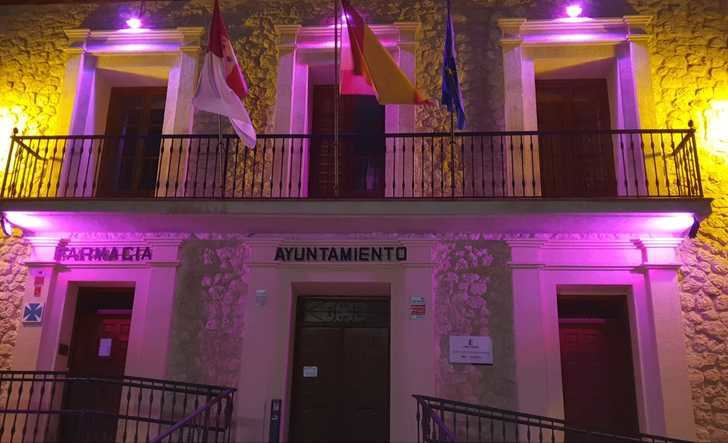 Albalate saca pecho por ellas en el Día Mundial Contra el Cáncer de Mama