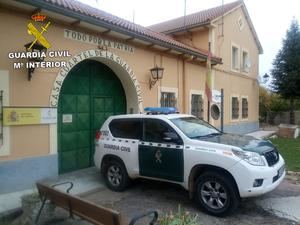 La Guardia Civil investiga a tres personas como presuntos autores de robos y da&#241;os en viviendas de Villanueva de Alcor&#243;n cometidos durante el Estado de Alarma
