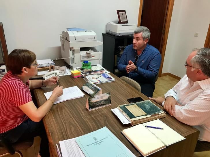 Alfonso Esteban (PP) inicia una ronda de visitas pueblo a pueblo para conocer de primera mano sus necesidades en Guadalajara