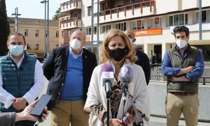 El PP dice que ayer Page volvió a dar la espalda al empresario y al trabajador, quizá porque él nunca ha trabajado en la empresa privada, solo las conoce de las visitas y de las fotos