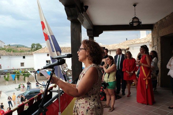 Anoche sonó el chupinazo que dio comienzo a las fiestas de Almonacid