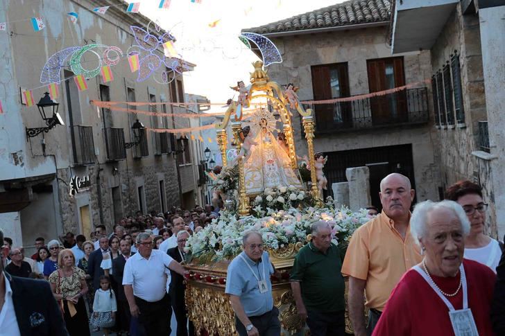 Almonacid de Zorita vivió ayer el día grande de su fiesta patronal en honor a la Virgen de la Luz