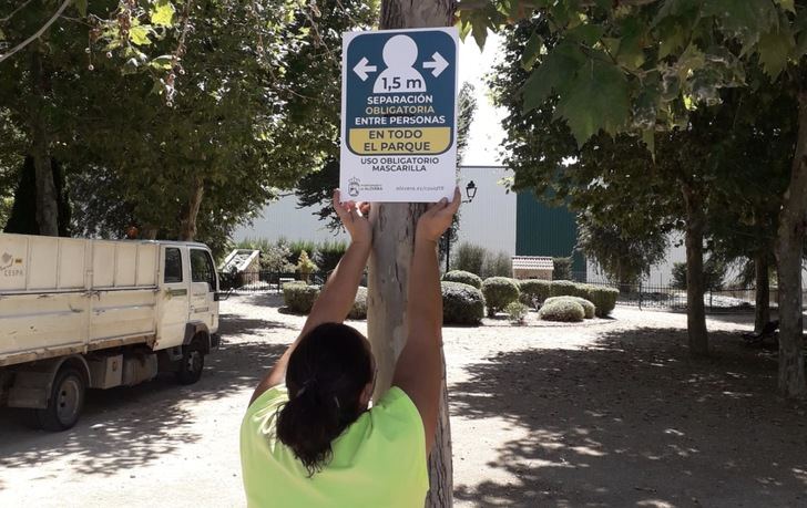 El Ayuntamiento de Alovera despliega una señalización especial por la Covid19 en todo el municipio