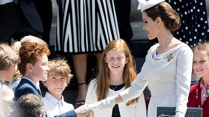 Angelina Jolie considerada por la prensa británica como toda 