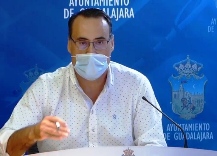 VOX considera “un menosprecio a los valores democráticos” su ausencia en la mesa de trabajo para la integración de los Patronatos en el Ayuntamiento de Guadalajara