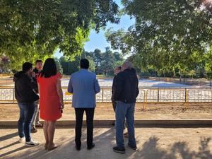 El Ayuntamiento de Azuqueca instala una nueva pista de deportes playa en el parque de La Quebradilla