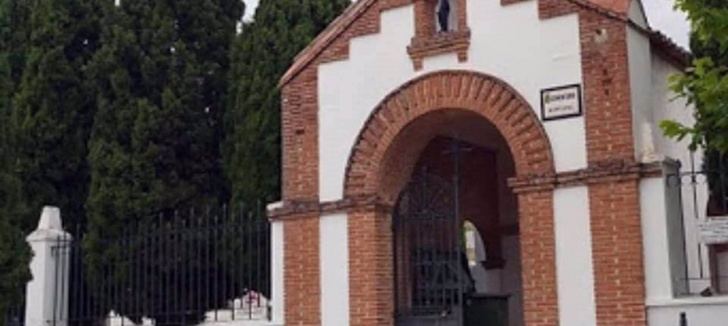 Asaltan el cementerio de Cabanillas del Campo y roban cruces y ornamentos de varias lápidas