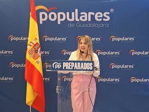 Itziar Asenjo: “No vamos a permitir que a nuestros agricultores les quiten las tierras por la ley de Page porque Paco Núñez la derogará nada más llegar al Gobierno”