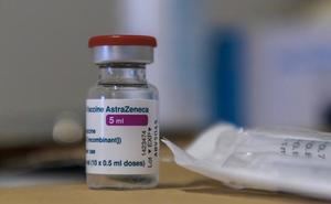 Insud Pharma fabricar&#225; los viales de la vacuna AZD1222 desarrollada por AstraZeneca y la Universidad de Oxford en Azuqueca de Henares