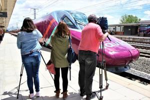 La estaci&#243;n de AVE Guadalajara-Yebes estrena el servicio AVLO con un tren por cada sentido y precios excesivos
