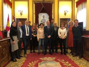 El Ayuntamiento de Guadalajara firma un convenio con 13 institutos de la ciudad para ayudar a escolares con problemas de convivencia