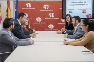 El Ayuntamiento quiere mejorar y ampliar la colaboración entre Azuqueca y la ciudad jordana de Ar-Ramtha