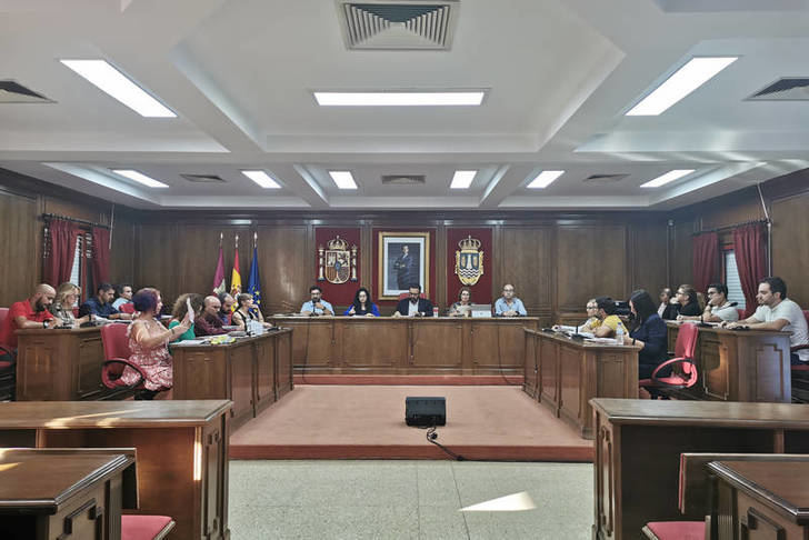 Unn momento del Pleno municipal. Fotografía: Ayuntamiento de Azuqueca de Henares