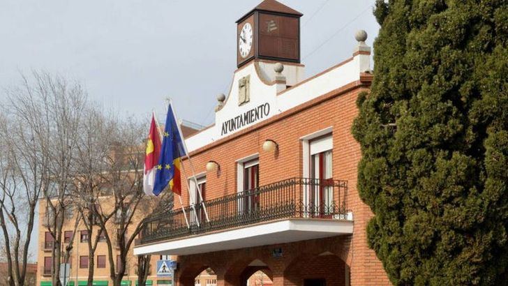 UGT Guadalajara consigue que se haga Fijos a trabajadores temporales del Ayuntamiento de Azuqueca