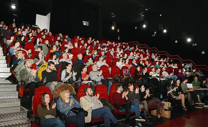 La jornada 'Educación y salud mental' cerró la segunda edición de 'AZUTalks'