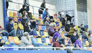 Javi Díaz agua la fiesta del Quabit ante su afición