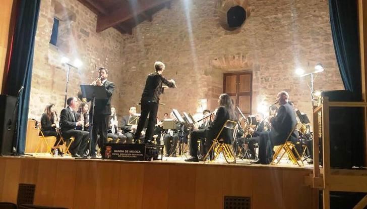 La Banda de la Diputación de Guadalajara ofreció un "conciertazo" en su actuación en Sigüenza conmemorando los 40 años de la Constitución 