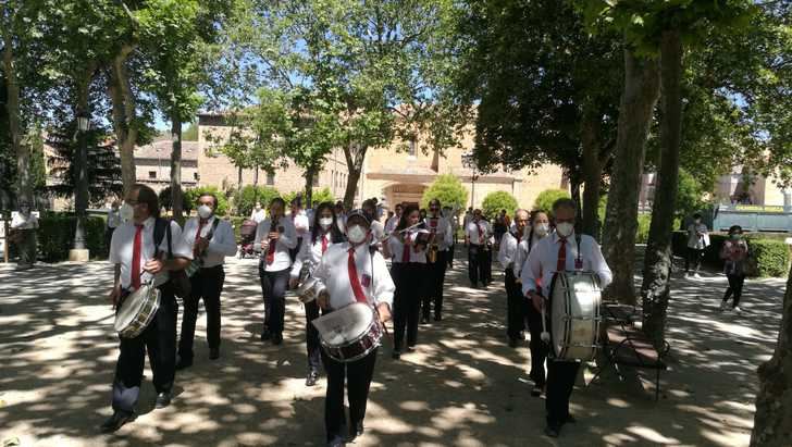 La Banda de Sigüenza recibe con música la nueva normalidad