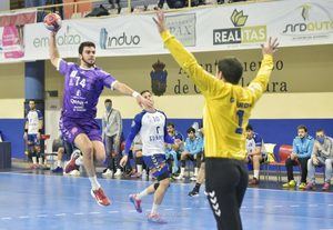 El apoyo de la afición clave para un Quabit luchador a pesar de la derrota