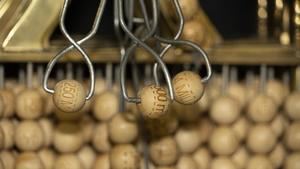 El 57.421 deja más de 360.000 euros en Almansa, con 60 décimos vendidos en su mayoría al CEIP Miguel Pinilla