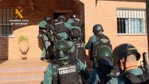 La Guardia Civil ha desarticulado un grupo familiar dedicado al cultivo y producci&#243;n de marihuana en Torrej&#243;n del Rey