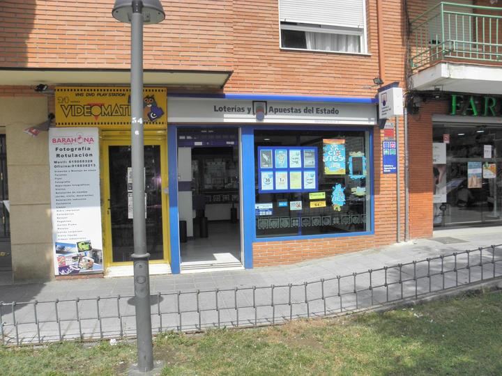 La Bonoloto deja casi 53.000 euros a un afortunado azudense con una de 5+C