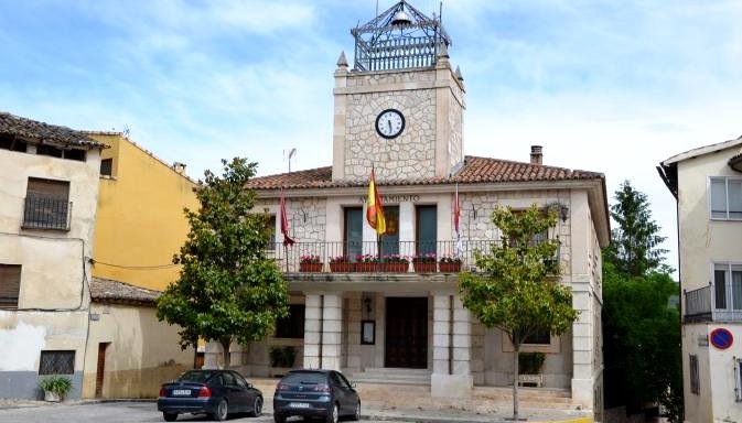 El Ayuntamiento de Brihuega continúa mejorando las calles del municipio y reacondiciona las calles Jacinto Mejías y Ledancas