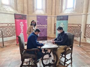 El Ayuntamiento de Brihuega recibirá 40.000 euros para la rehabilitación de la antigua iglesia de San Simón gracias a la firma del convenio con Enagás