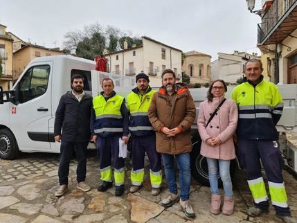 El Ayuntamiento de Brihuega adquiere un nuevo vehículo con volquete y grúa para la mejora de sus servicios municipales