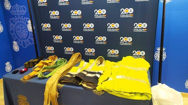 Cae una banda que arrancaba de cuajo cajeros automáticos en la provincia de Guadalajara con grúas robadas